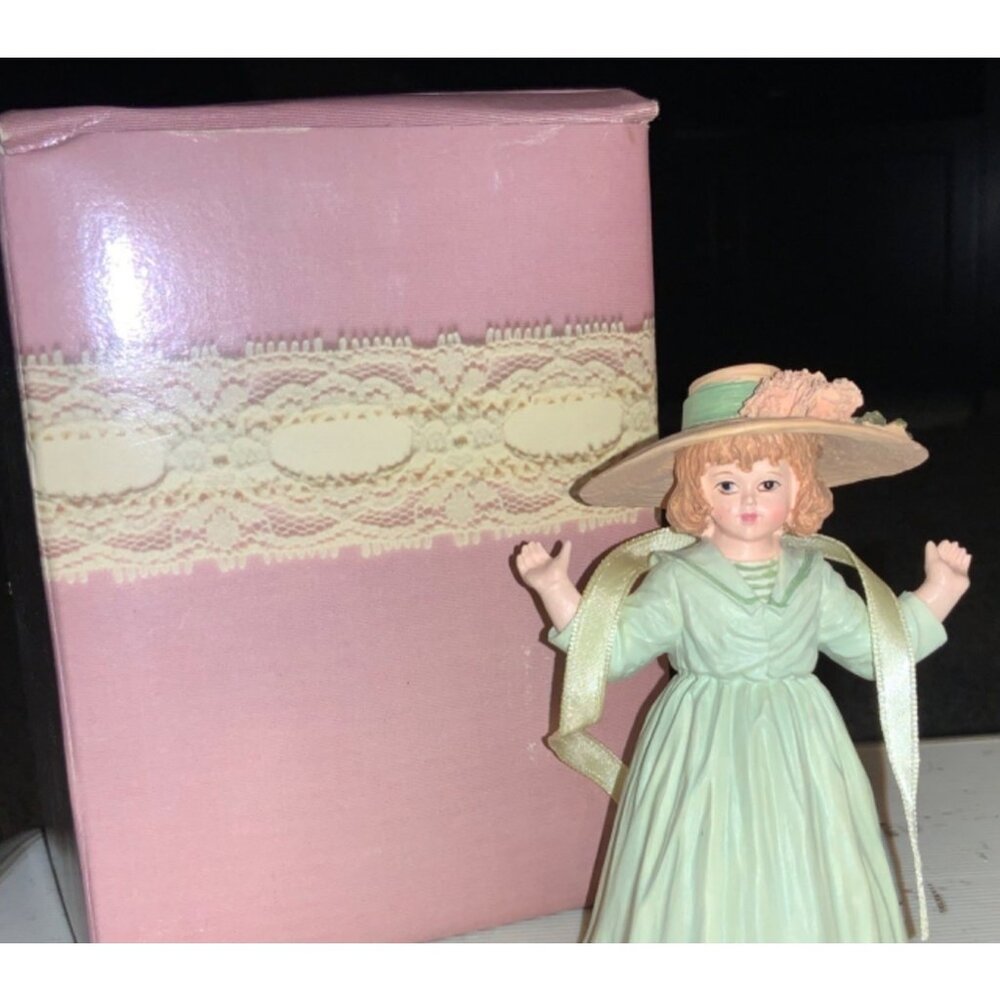 Maud Humphrey Bogart Autumn Days Figurine H1348 By Hamilton Gifts